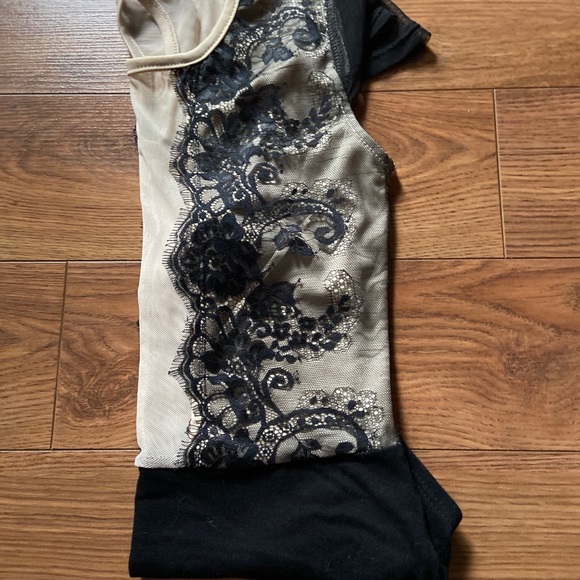 Black / tan lace body suit - Picture 3 of 4